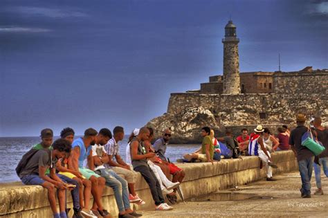 Conocer gente en Cuba